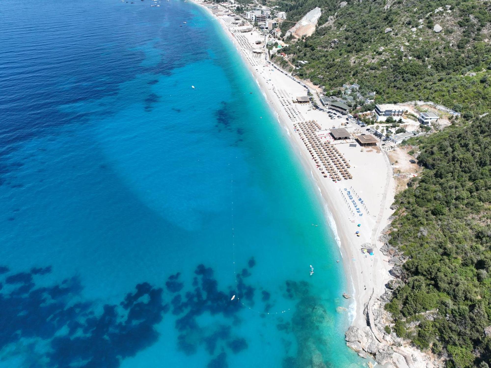 Hotel Alevra Dhërmi Esterno foto